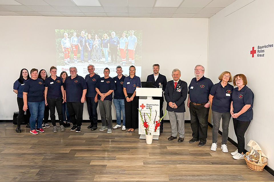 25 Jahre Kriseninterventionsdienst Rottal-Inn Gruppenbild 25 Jahre Kriseninterventionsdienst Rottal-Inn