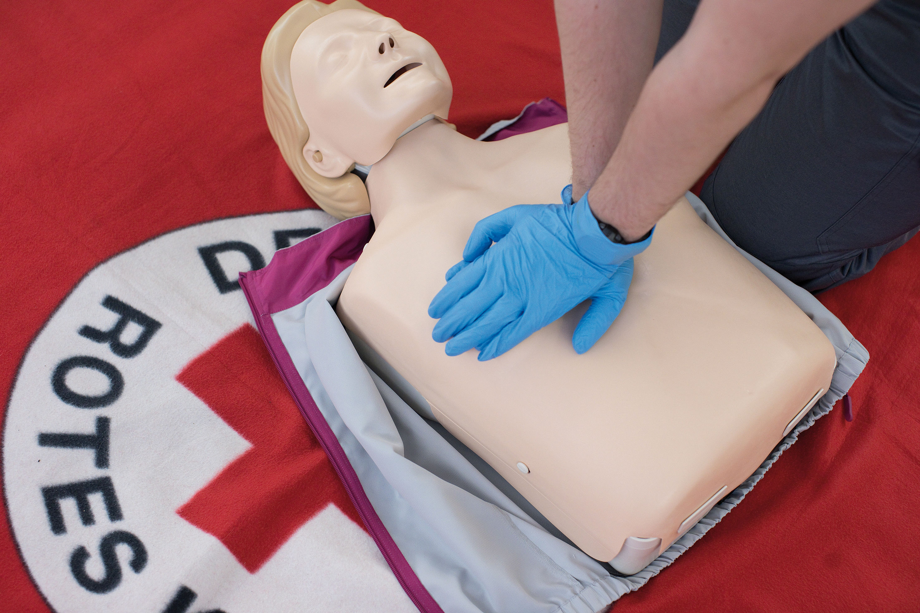 BRK Kurs Erste Hilfe BRK Kurs Erste Hilfe