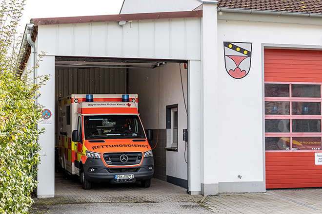 Rettungswagenstellplatz des BRK Rottal-Inn in Roßbach